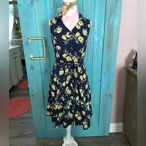 Mlle Gabrielle Vintage Blue/Yellow Floral Midi Dress in Size Petite Large